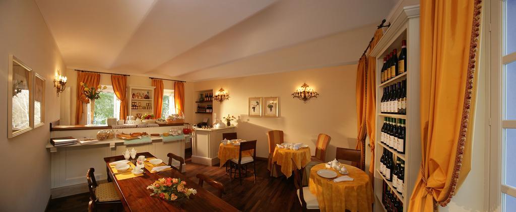 Marcarini Agriturismo Neviglie Exterior photo